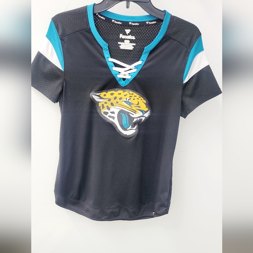 Fanatics women's black Jacksonville Jaguars Size Med. Fits Like A Large. - Picture 7 of 8
